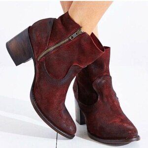 FREEBIRD Salt Burgundy Suede Ankle Bootie Size 10